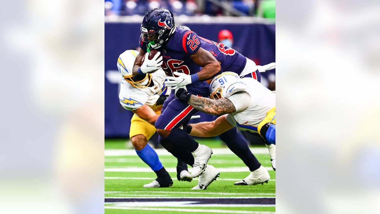 Can't-Miss Play: Houston Texans cornerback Tavierre Thomas' pick-six  touchdown vs. Los Angeles Chargers quarterback Justin Herbert ices Texans'  upset of Bolts