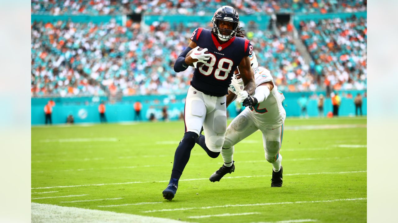 TEXANS VS. DOLPHINS - Hard Rock Stadium