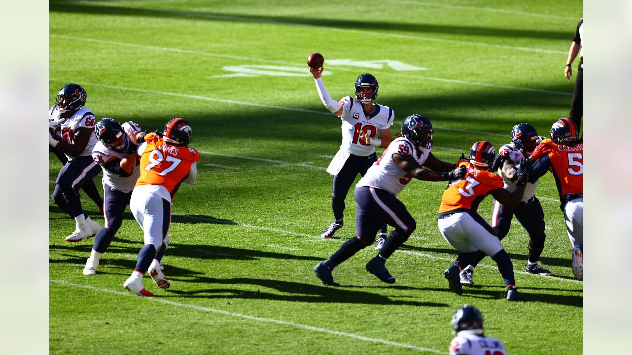 The Houston Texans held onto a 9-6 lead, but Denver Broncos and Russell  Wilson pulled away in the fourth quarter.