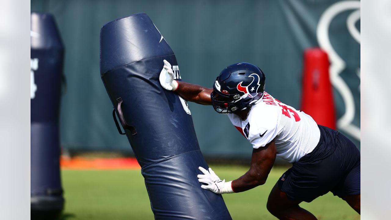 Texans' defensive line taking shape as cuts begin