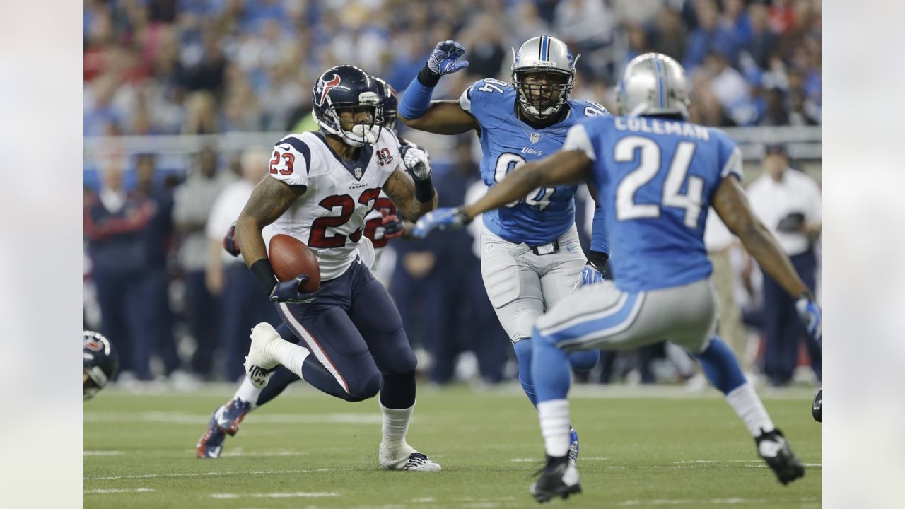 It Was a Thriller the Last Time the Houston Texans and Detroit Lions Met on  Thanksgiving