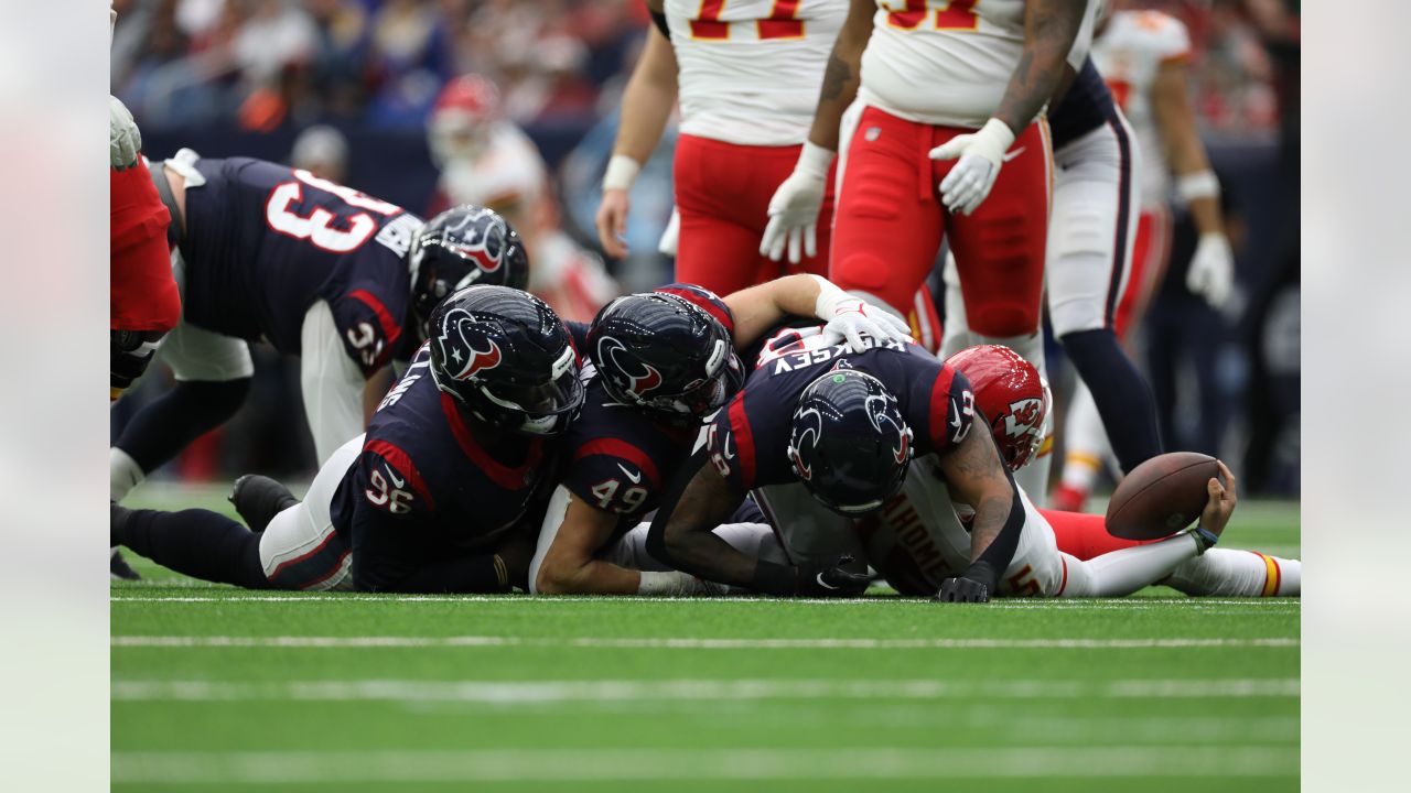 Houston, USA. 18th Dec, 2022. Kansas City Chiefs JERICK MCKINNON (1) runs  for a touchdown in the first half during the game between the Kansas City  Chiefs and the Houston Texans in