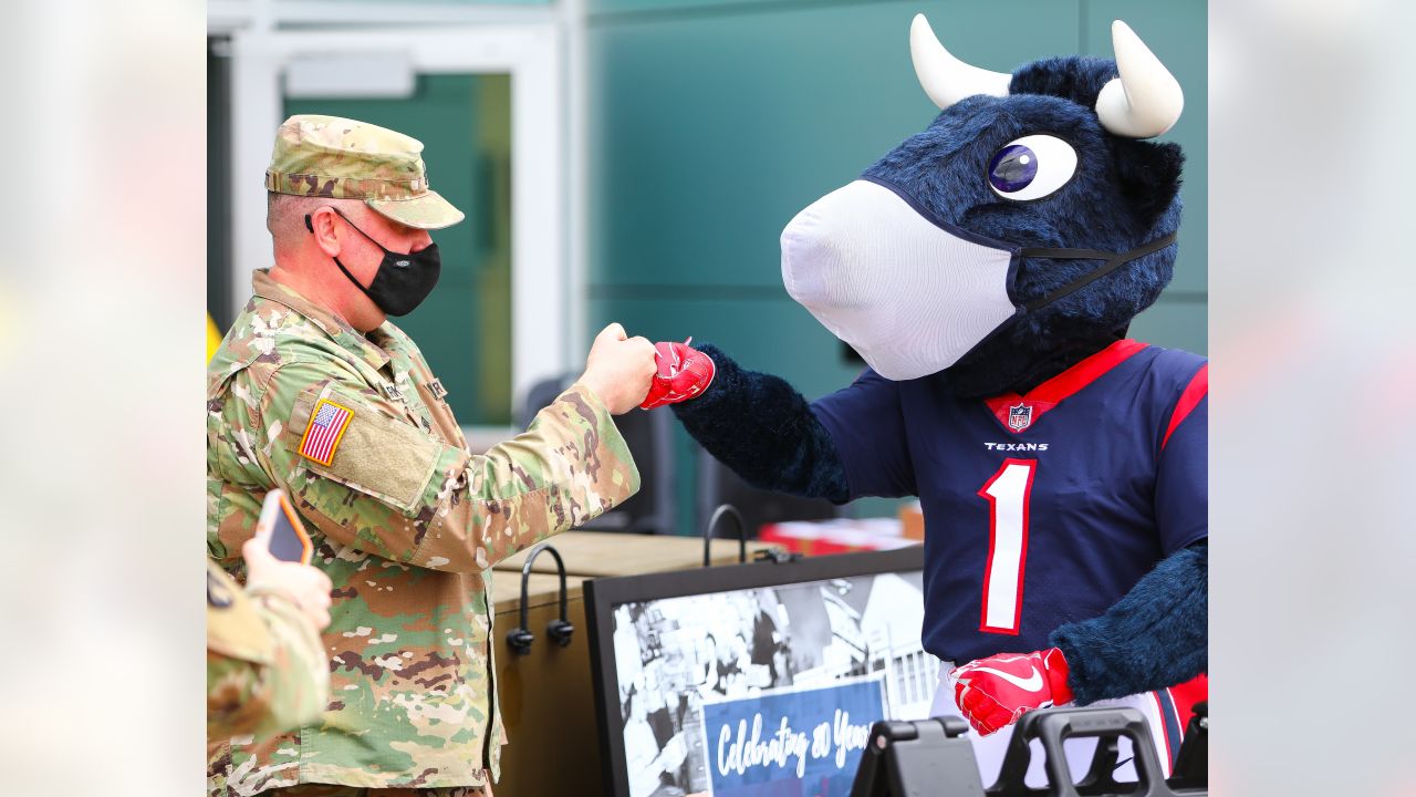 The Houston Texans, in partnership with United Airlines, provided