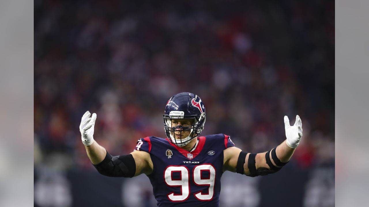 JJ Watt offers real jersey to student who wore homemade one to school -  ABC7 Chicago