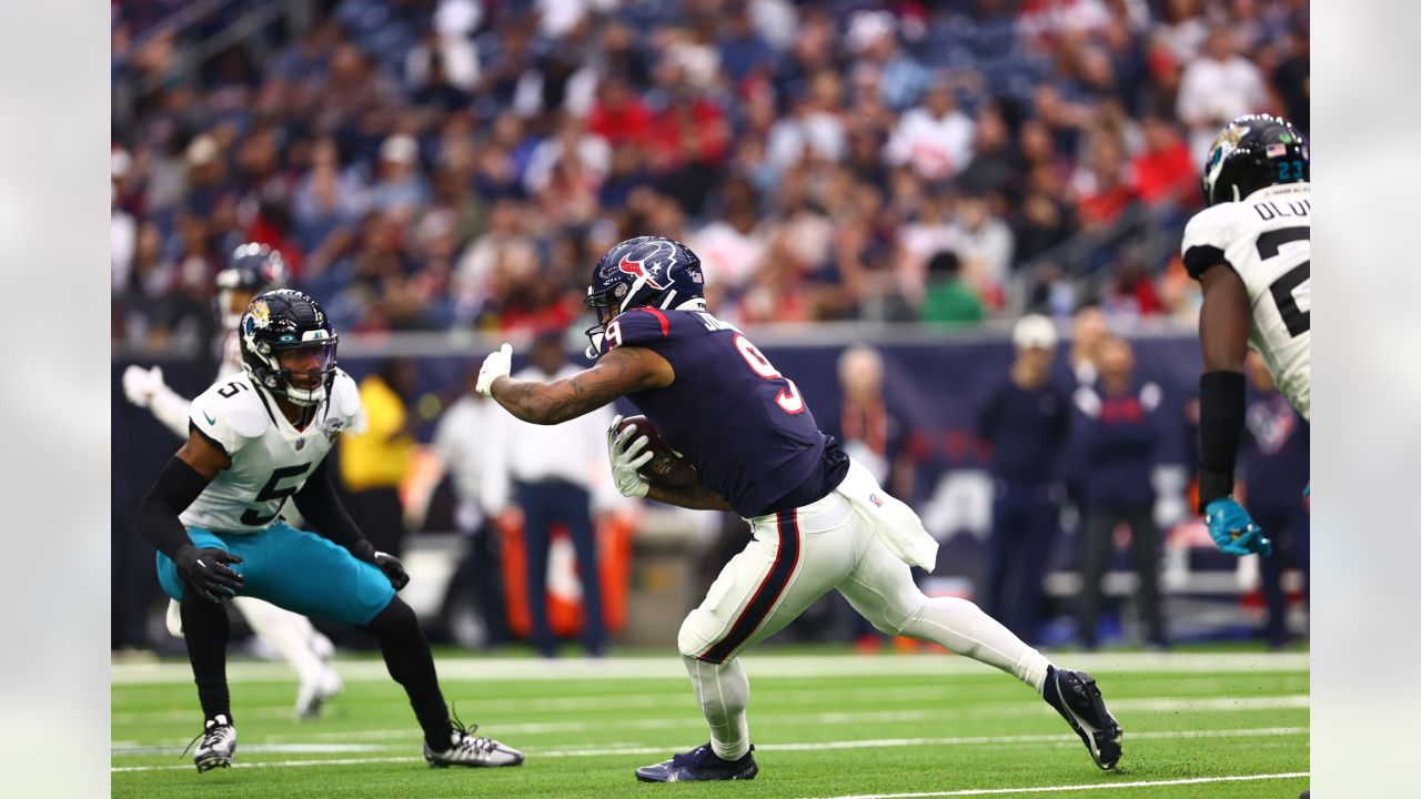 It's Not a Fair Fight!' Houston Texans vs. Indianapolis Colts Notebook:  Coach DeMeco Ryans' Complaint - Sports Illustrated Houston Texans News,  Analysis and More