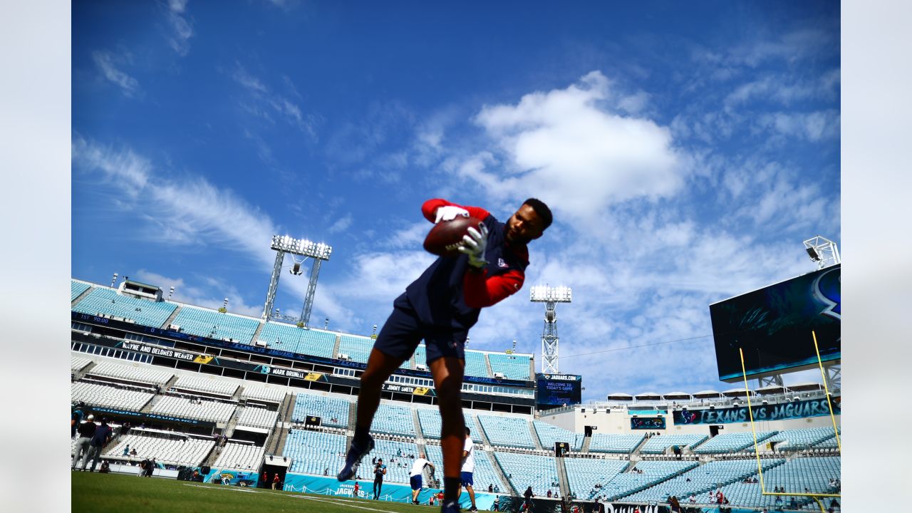 The Houston Texans are taking on the Indianapolis Colts for Week 1