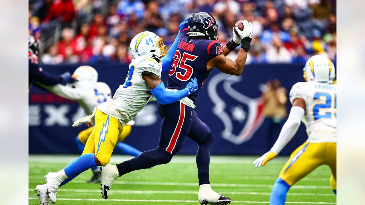 Can't-Miss Play: Houston Texans cornerback Tavierre Thomas' pick-six  touchdown vs. Los Angeles Chargers quarterback Justin Herbert ices Texans'  upset of Bolts