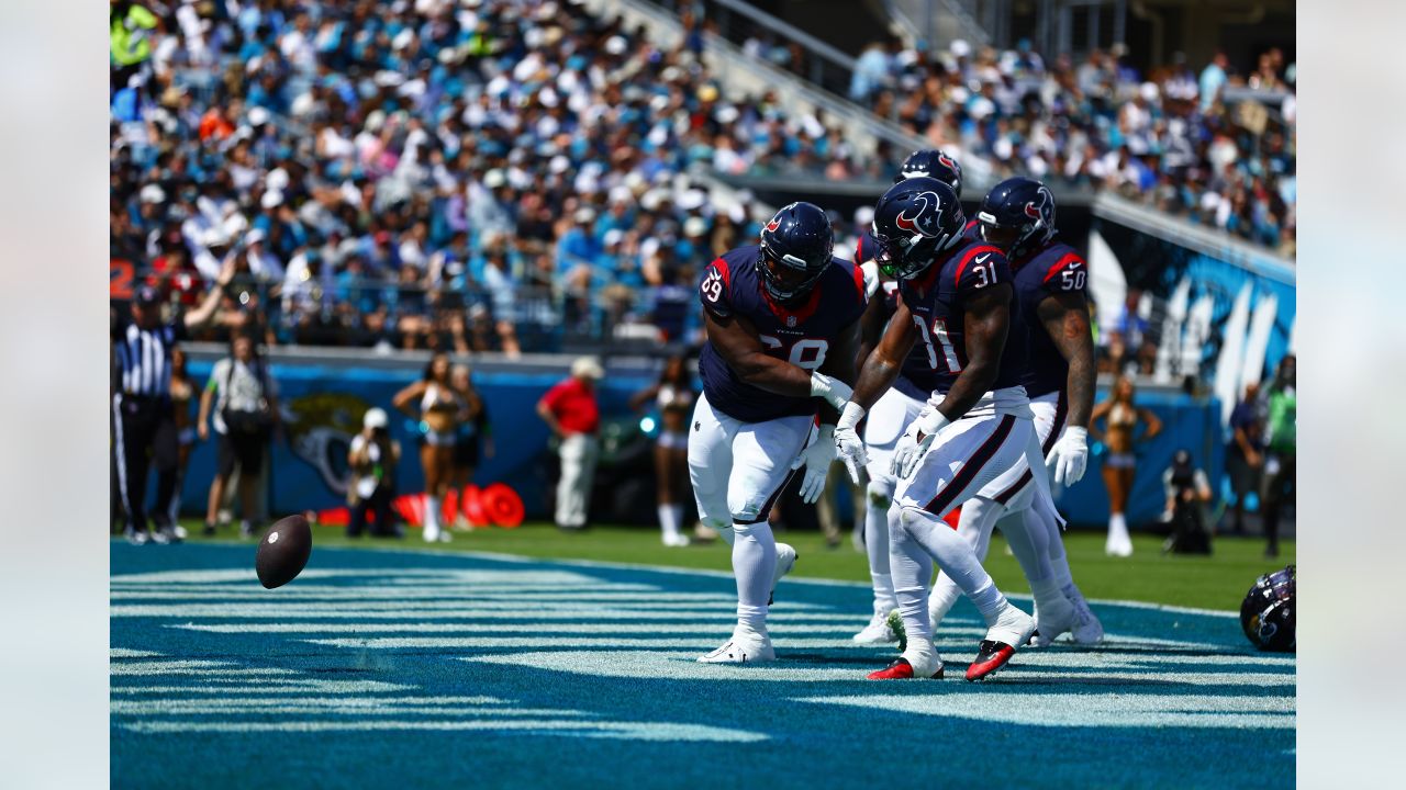 Will Anderson Jr. came up with a monster block in just his third NFL game.