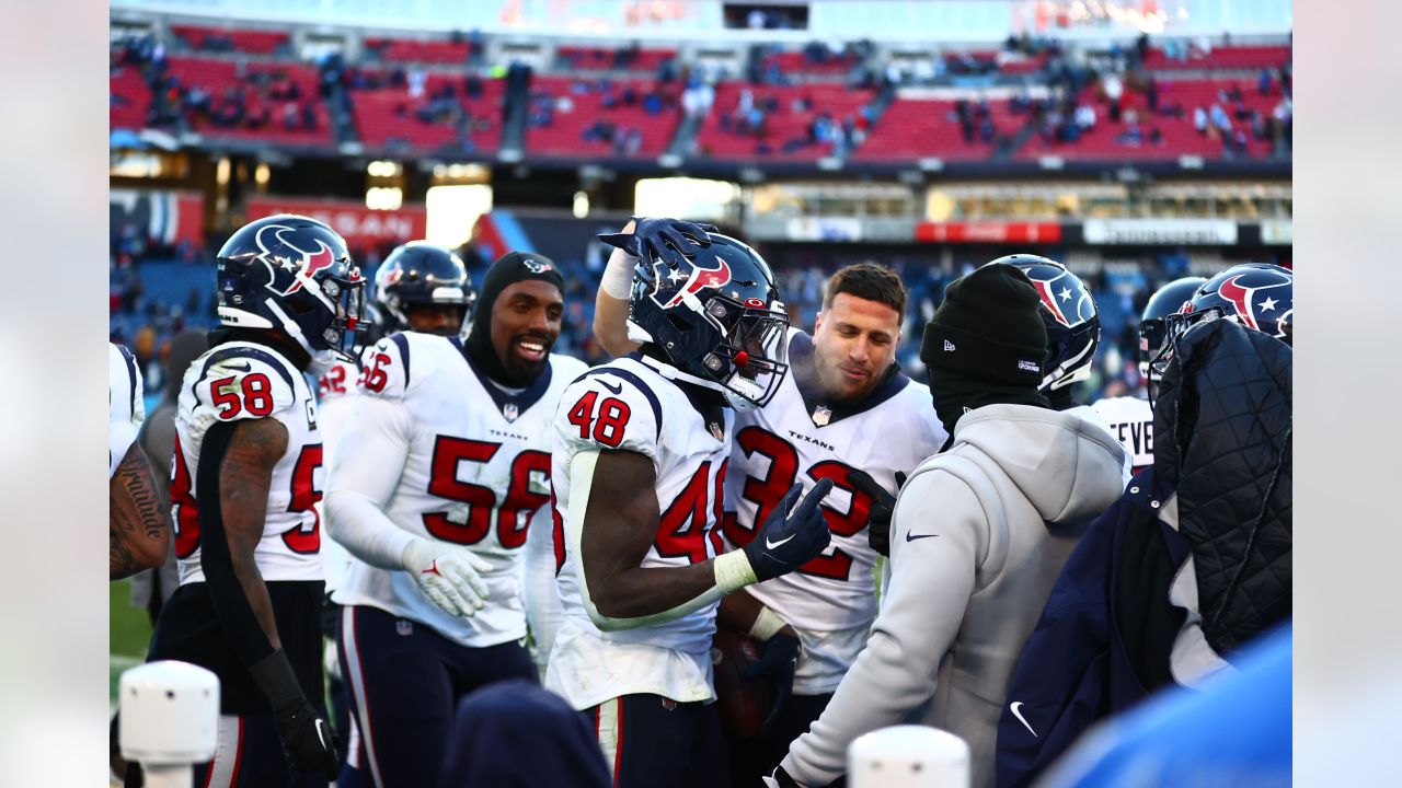 Texans Jalen Pitre for Defensive Rookie of the Year, Houston safety is  putting up impressive numbers - Battle Red Blog