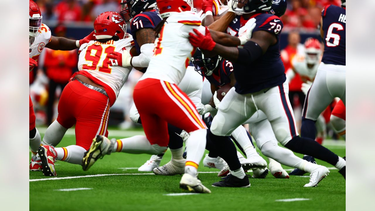 Chiefs narrowly get past Texans in overtime, clinch AFC West