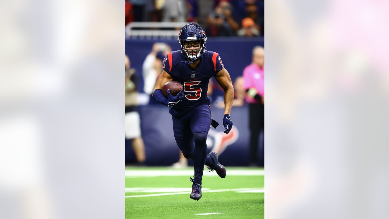 HOUSTON, TX - AUGUST 01: Houston Texans cornerback Desmond King II (25)  runs through defensive drills during the Houston Texans Training Camp  session at Houston Methodist Training Center adjacent to NRG Stadium