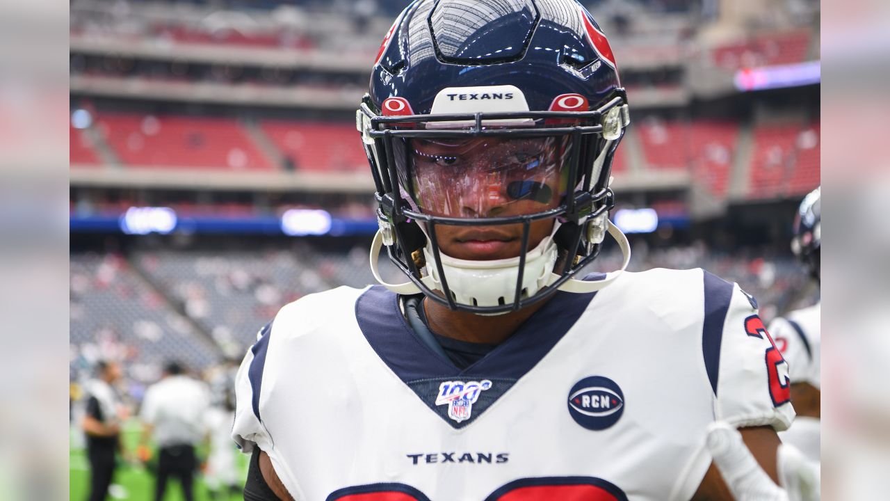 Texans Twitter account hinting at a possible white helmet 