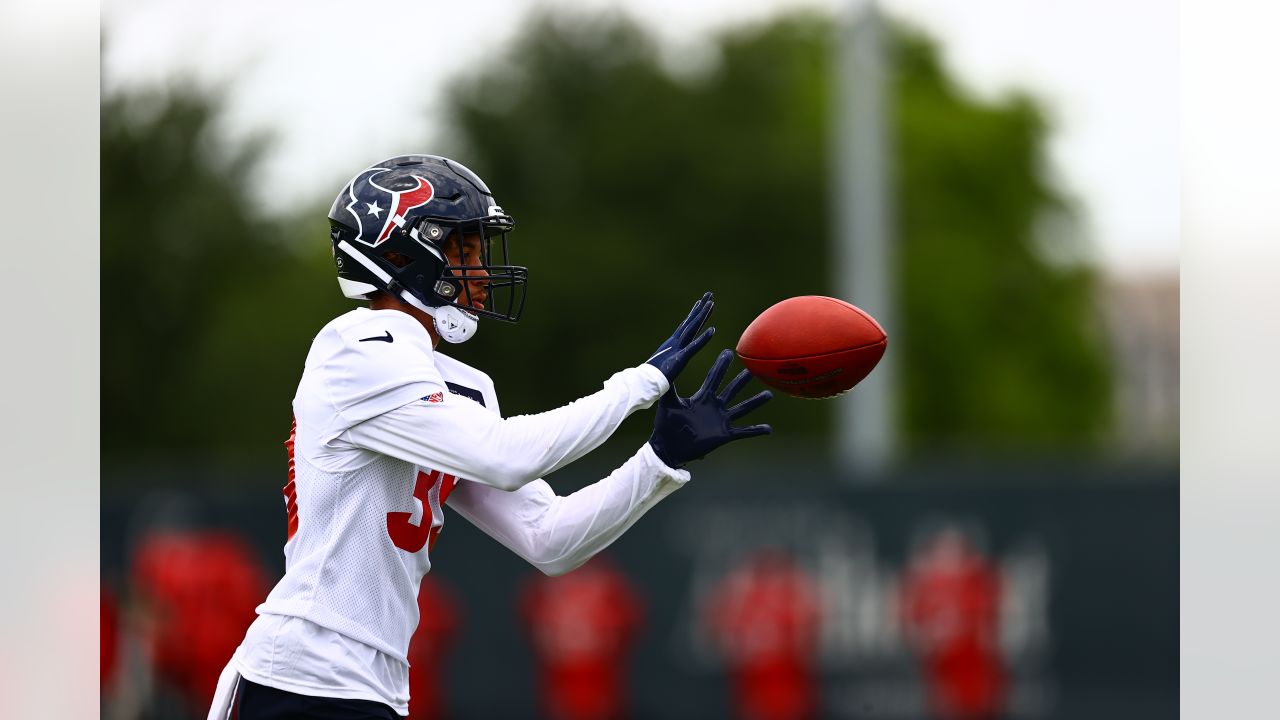 Houston Texans OTAs: DL grinds during first day of media availability