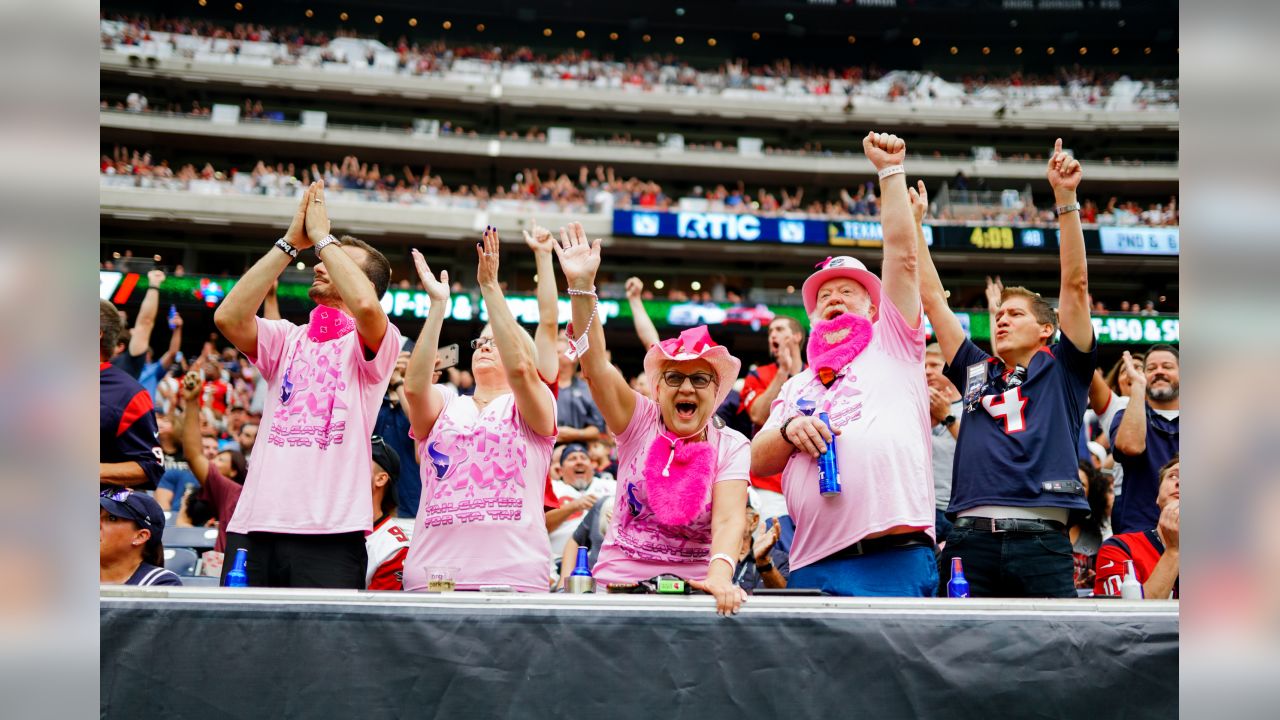 Falcons Go Pink for Breast Cancer Awareness