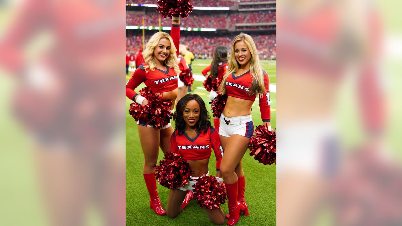 Meet Summer: Houston Texans cheerleader-turned-NASA aerospace engineer -  Science Cheerleaders