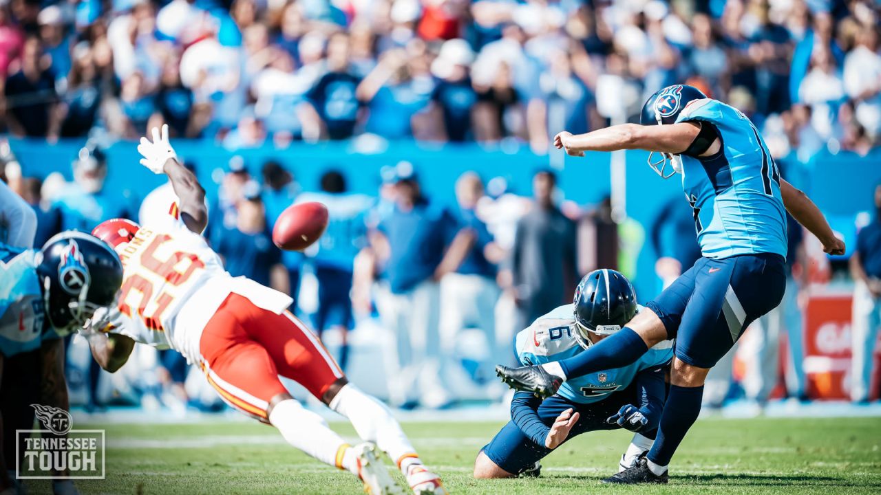 Titans start fast, dominate Mahomes, Chiefs 27-3 – KGET 17