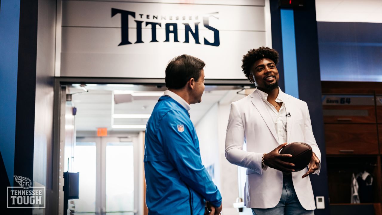 Wes on Broadway on X: Treylon Burks with the fresh #Titans jersey swap 