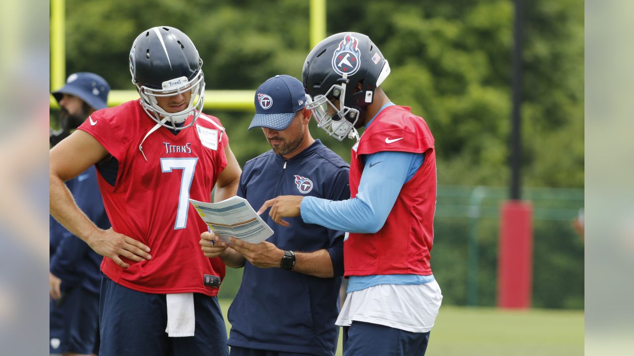 Learn new offense? Titans' Blaine Gabbert on 8th in 8 years