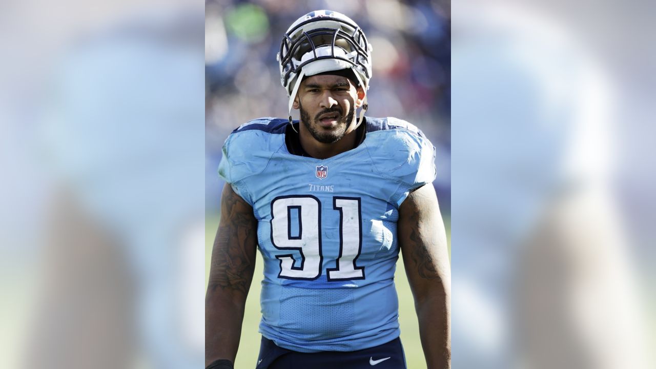 Linebacker Morgan retires after 9 NFL seasons with Titans