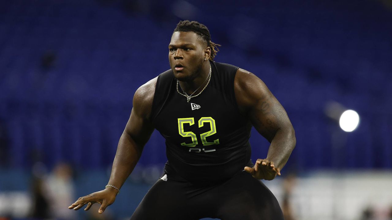 Former Georgia Football OT, Isaiah Wilson Drafted by Tennessee Titans -  Sports Illustrated Georgia Bulldogs News, Analysis and More