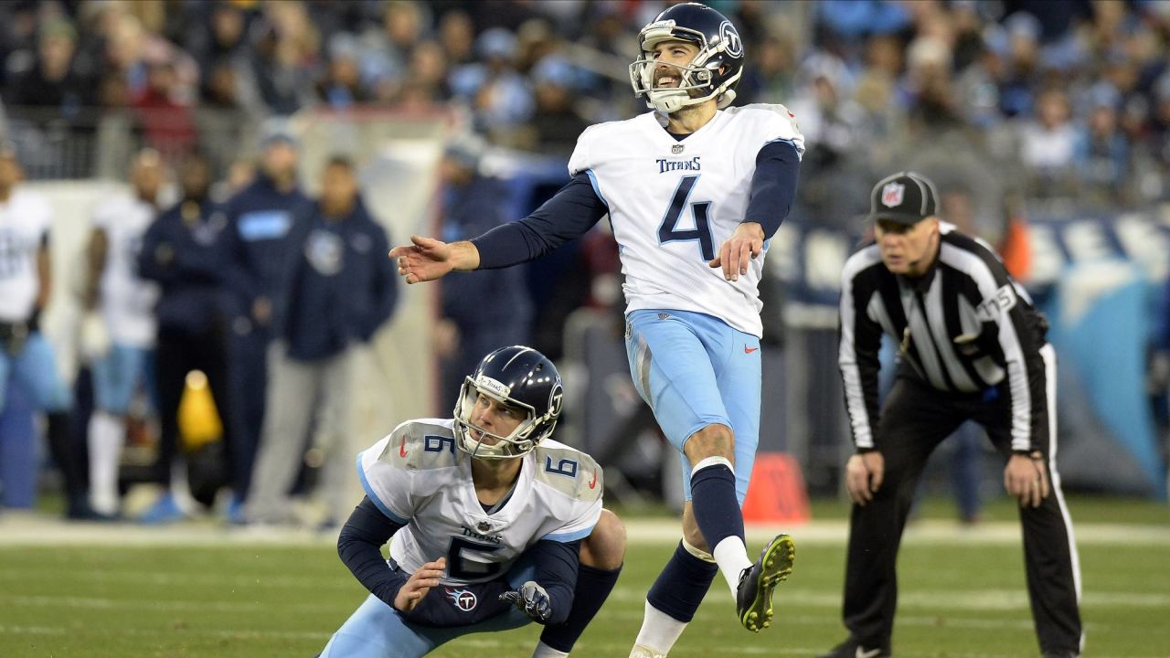 Tampa Bay Buccaneers kicker Ryan Succop (3) warms up before a preseason NFL  football game against the Tennessee Titans, Saturday, Aug. 21, 2021, in  Tampa, Fla. (AP Photo/Phelan M. Ebenhack Stock Photo - Alamy