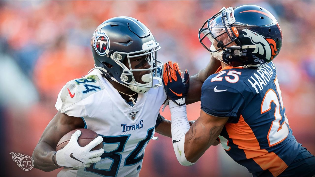 Titans Wide Receiver Corey Davis Hits a High Point at Denver