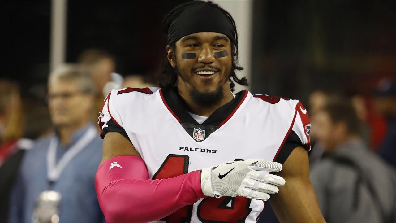 NFL Free Agency: Titans sign Vic Beasley to one-year deal - Music City  Miracles