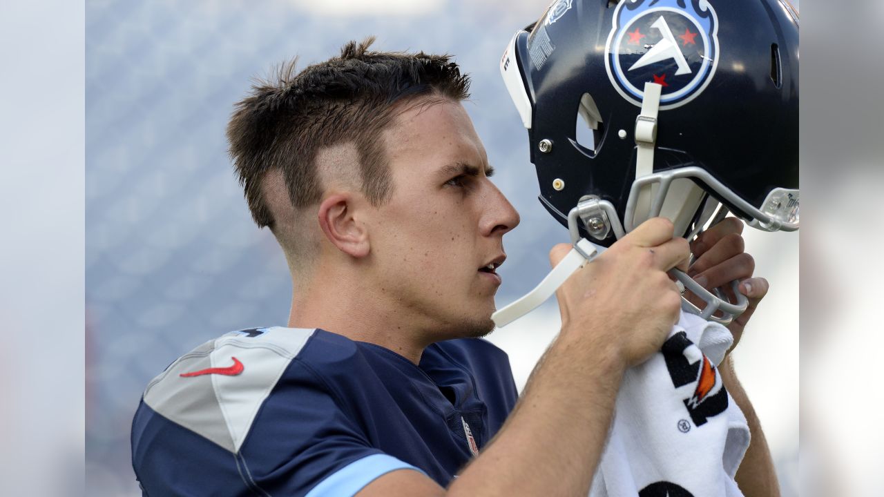 Tennessee Titans guard Jake Scott (73) talks with young fans before an NFL  football preseason game between the Chicago Bears and the Titans on  Saturday, Aug. 27, 2011, in Nashville, Tenn. (AP