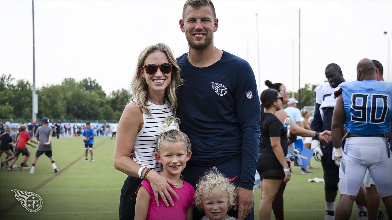 Titans Punter Brett Kern Enjoying Father-Son Time Once Again at His Third Pro Bowl