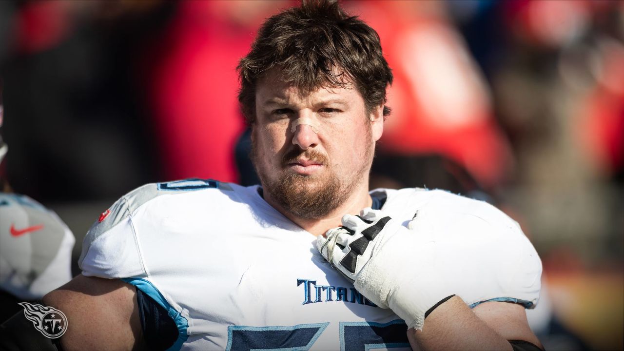 Texans center Ben Jones agrees to deal with AFC South rival Titans