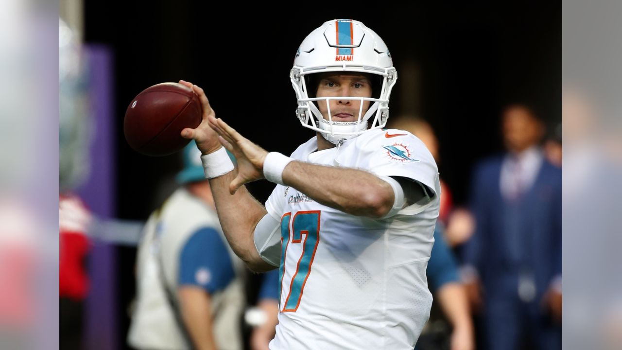 Teddy Bridgewater issues beautiful message on playing for hometown team  ahead of Miami Dolphins start - Dolphin Nation