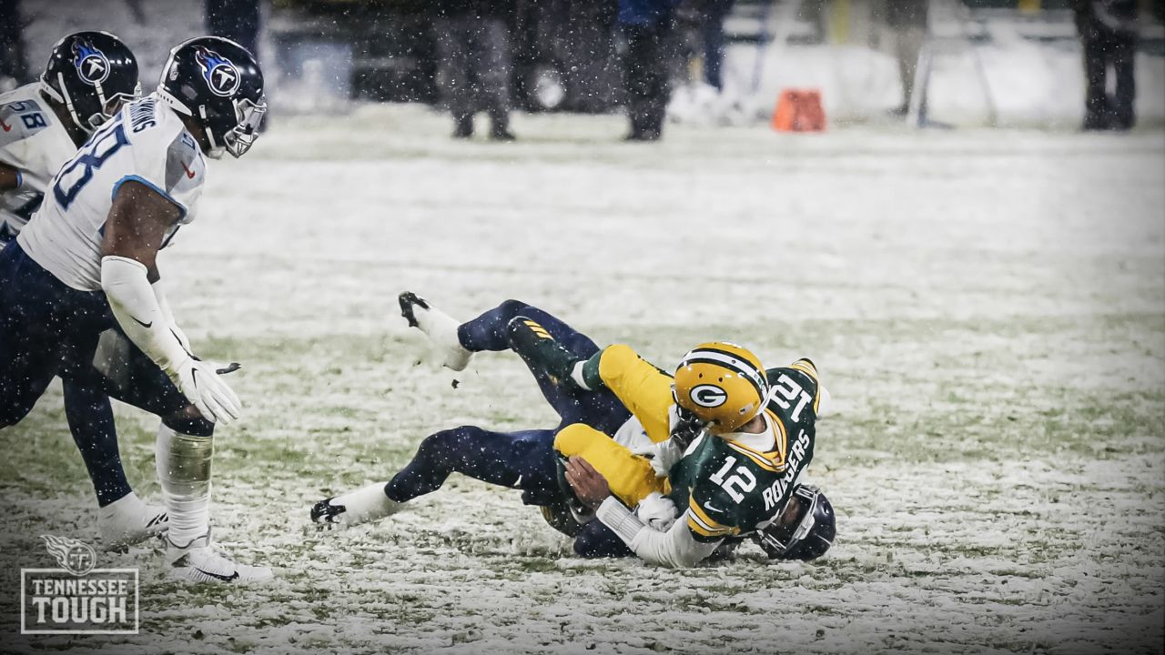 Tennessee Titans linebacker David Long Jr. (51) before an NFL football game  against the Green Bay Packers Thursday, Nov. 17, 2022, in Green Bay, Wis.  (AP Photo/Jeffrey Phelps Stock Photo - Alamy