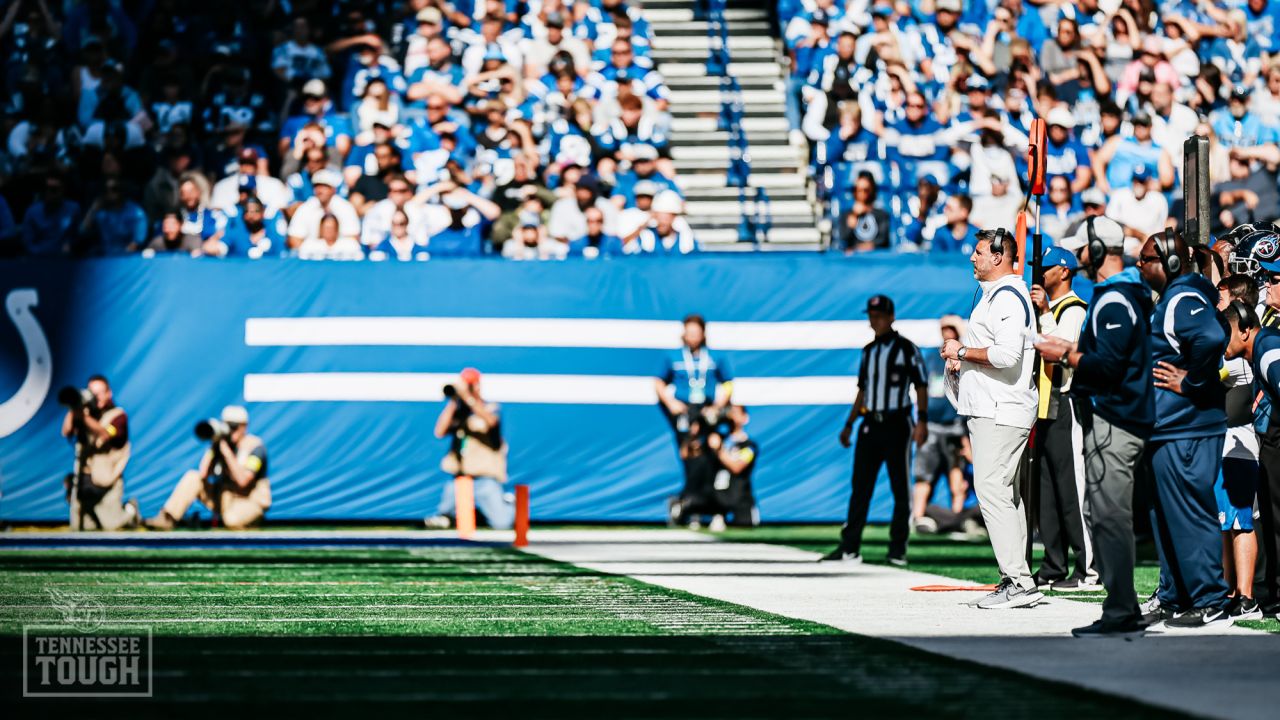 Indianapolis, Indiana, USA. 02nd Oct, 2022. Tennessee Titans running back  Derrick Henry (22) during NFL football game action between the Tennessee  Titans and the Indianapolis Colts at Lucas Oil Stadium in Indianapolis