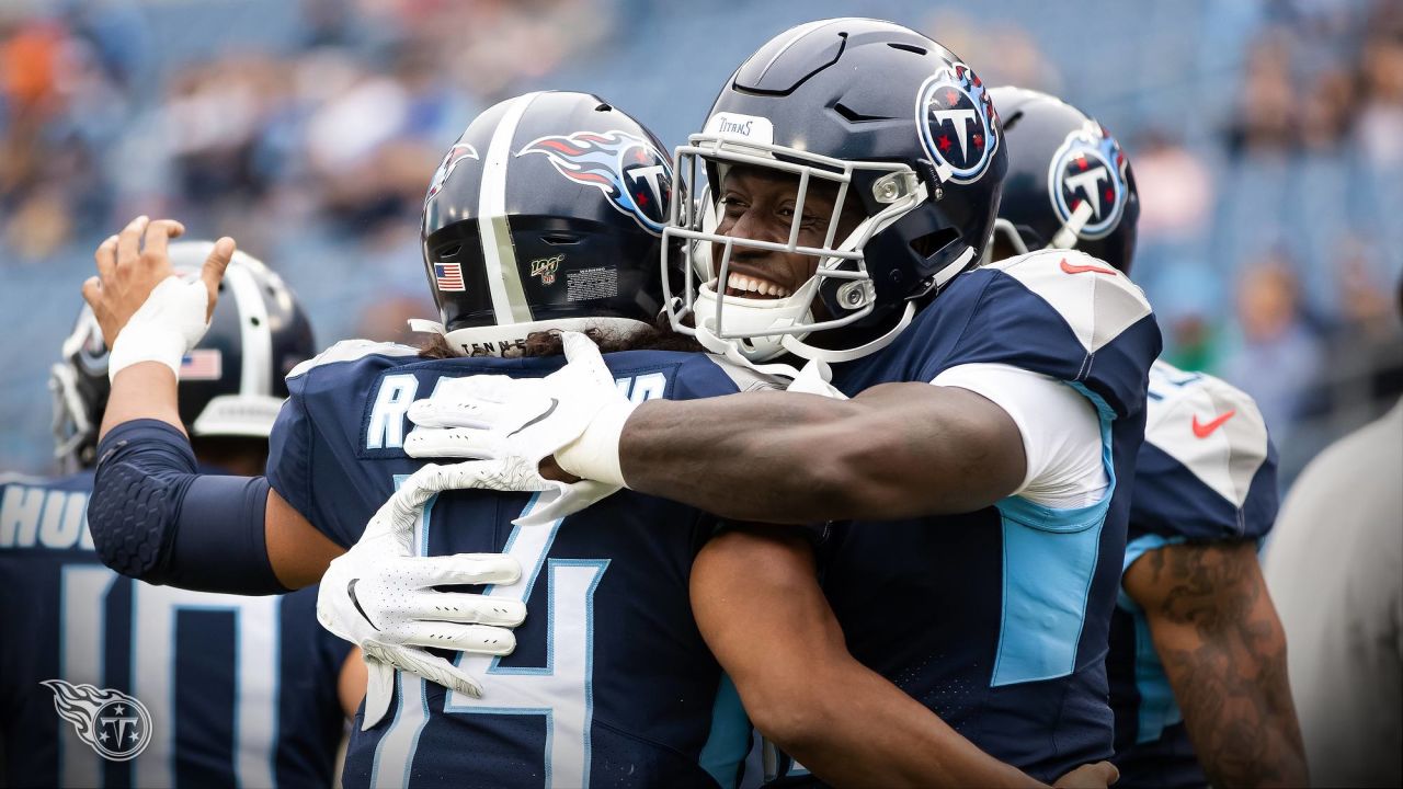 Kalif Raymond pre-game prayers before Titans/Jaguars Game