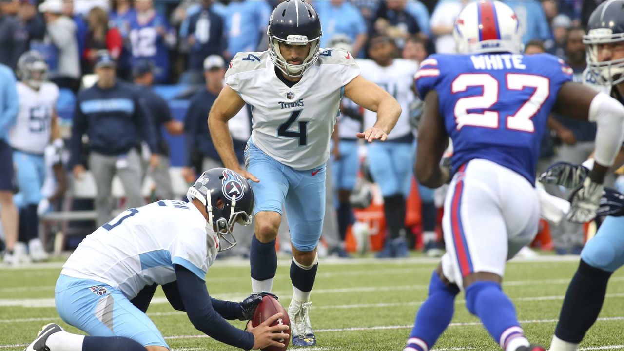 Kicker Ryan Succop passes RB Chris - Tennessee Titans