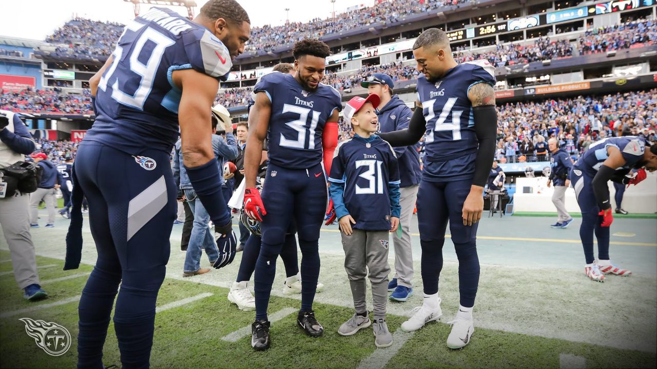 Tennessee Titans free safety Kevin Byard (31) runs to the sideline after  the coin toss before an NFL football game against the Jacksonville Jaguars  on Sunday, December 12, 2021, in Nashville, Tenn. (