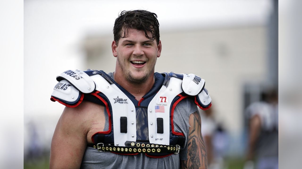 taylor lewan pro bowl jersey