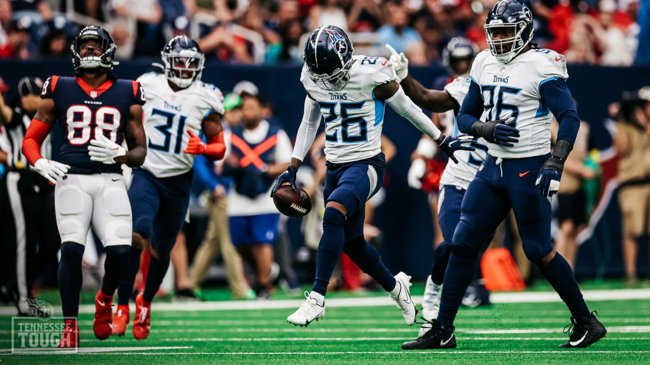 Titans Dominate Texans in 17-10 Win as RB Derrick Henry Goes Over the  200-Yard Mark Once Again