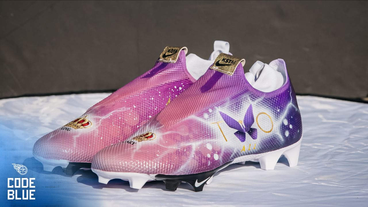 Panthers' Star Running Back's Inspiring Quest For Pink Cleats