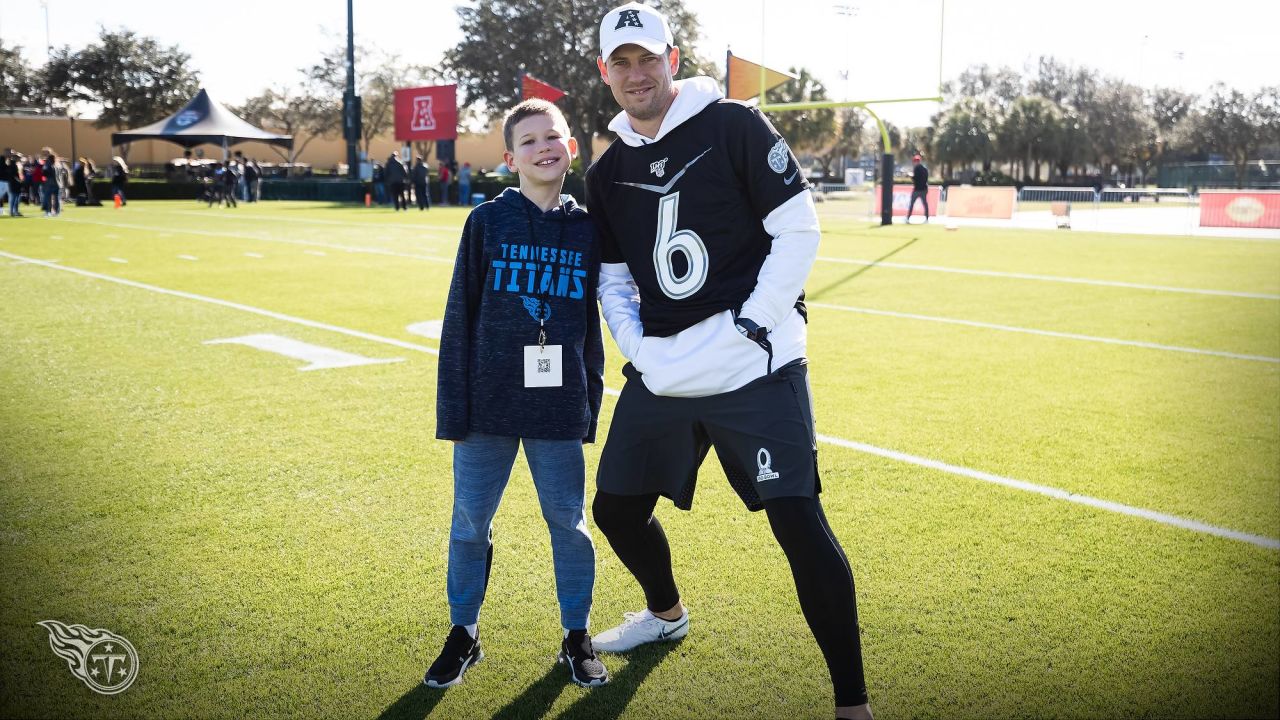 Tennessee Titans: Watch Brett Kern's son interview NFL stars at Pro Bowl