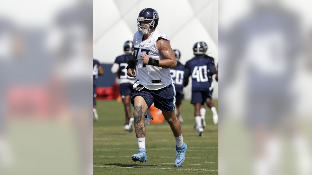 Titans and Taylor Lewan swapped contract proposals Tuesday