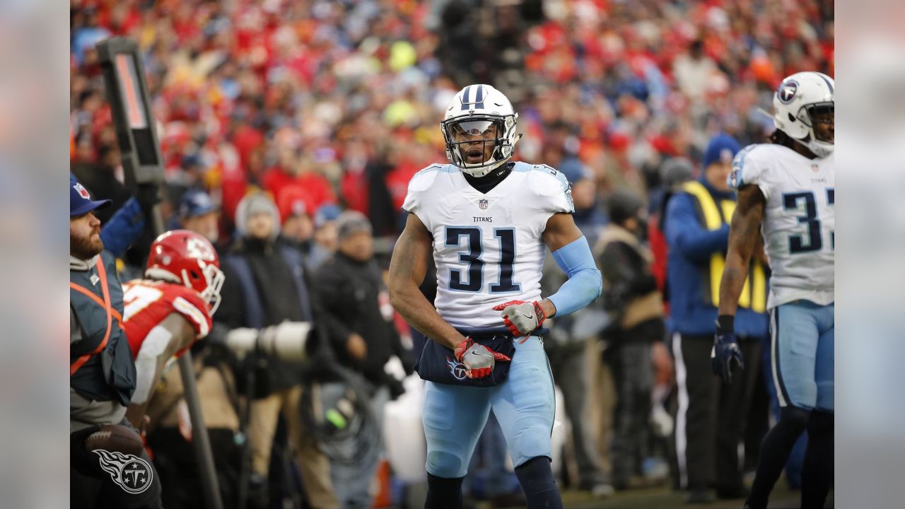 Peter King: Titans RB Derrick Henry is Running Himself Straight Toward Hall  of Fame