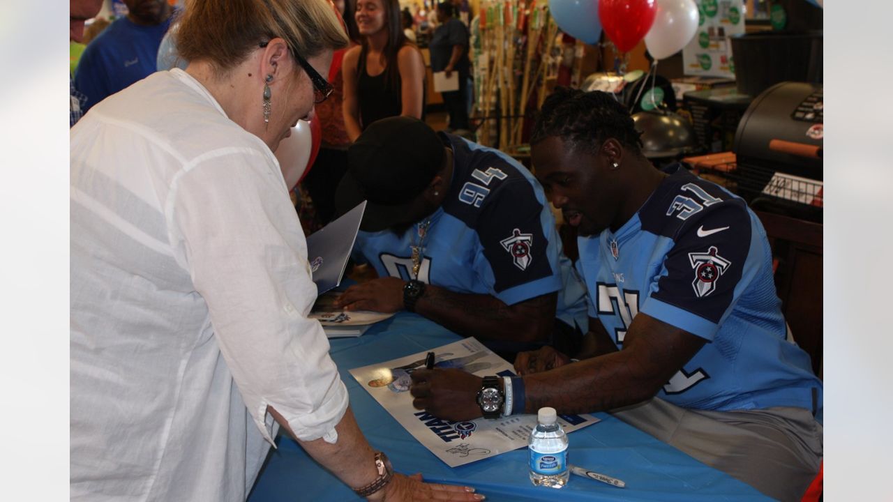 Whisenhunt pays a visit on Titans Caravan, Sports