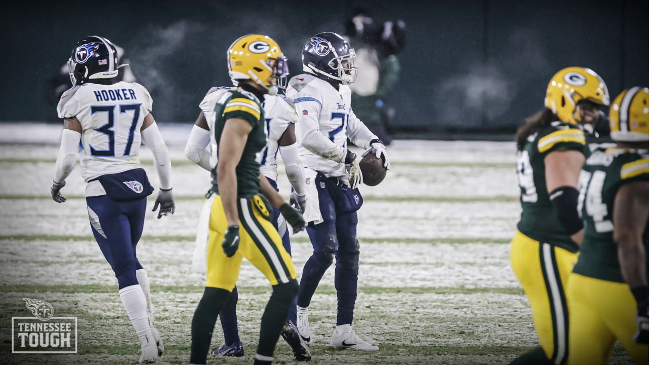 Tennessee Titans linebacker David Long Jr. (51) before an NFL football game  against the Green Bay Packers Thursday, Nov. 17, 2022, in Green Bay, Wis.  (AP Photo/Jeffrey Phelps Stock Photo - Alamy