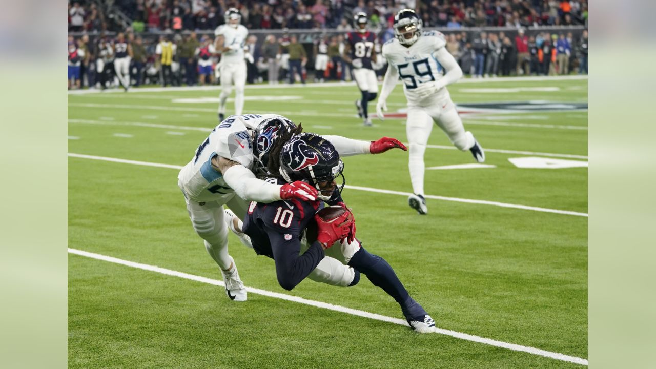 Safety Kenny Vaccaro Is Thankful for Love From Titans, and Fans