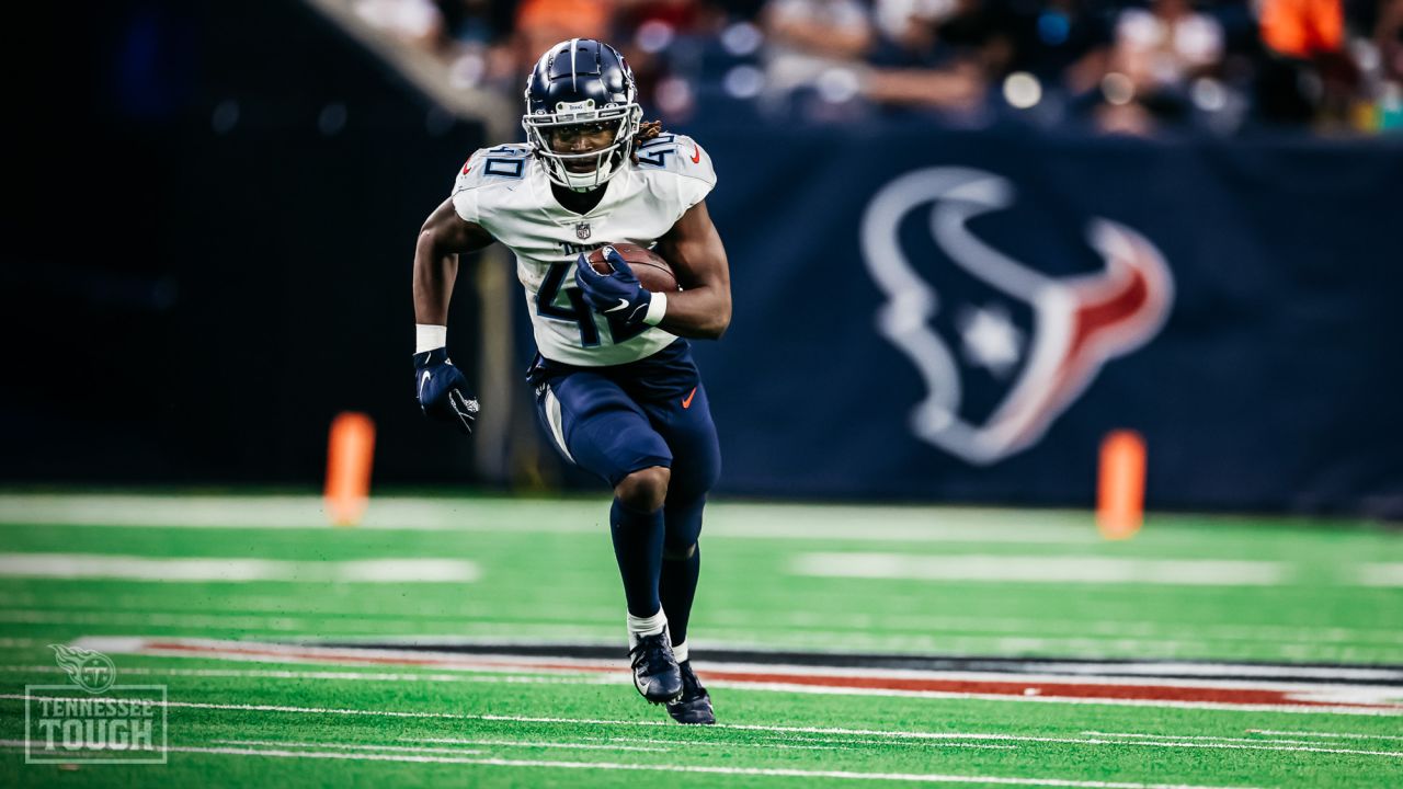 Derrick Henry, Tennessee Titans thump Texans in Malik Willis' debut