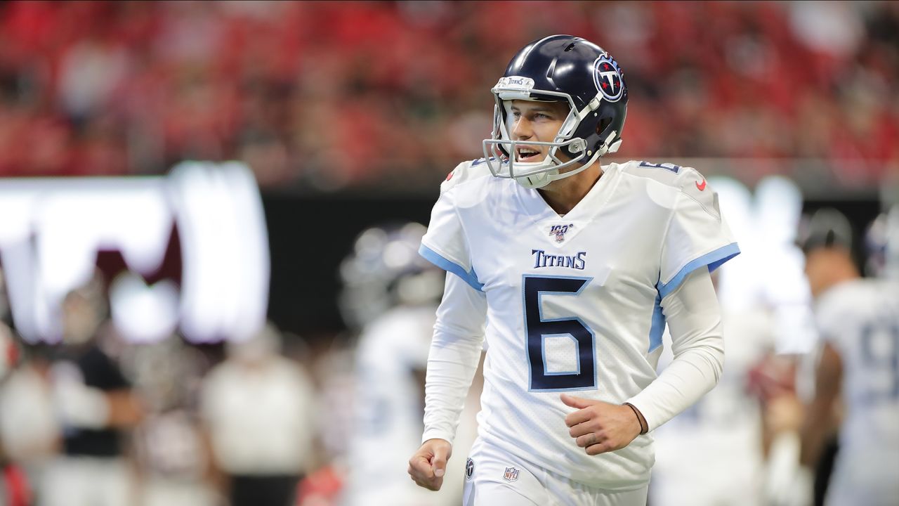 QB Marcus Mariota Shines as Titans Fly Past Falcons