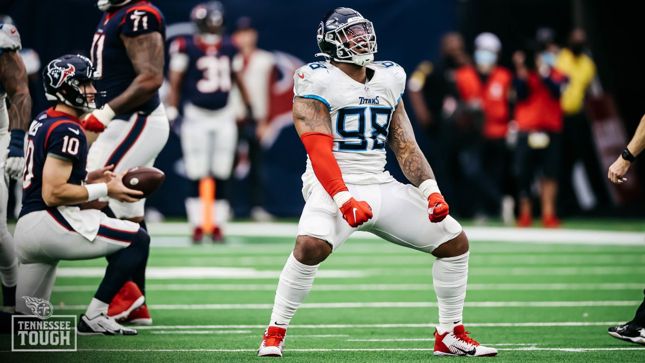 Tennessee Titans beat Houston Texans to clinch AFC's number one seed