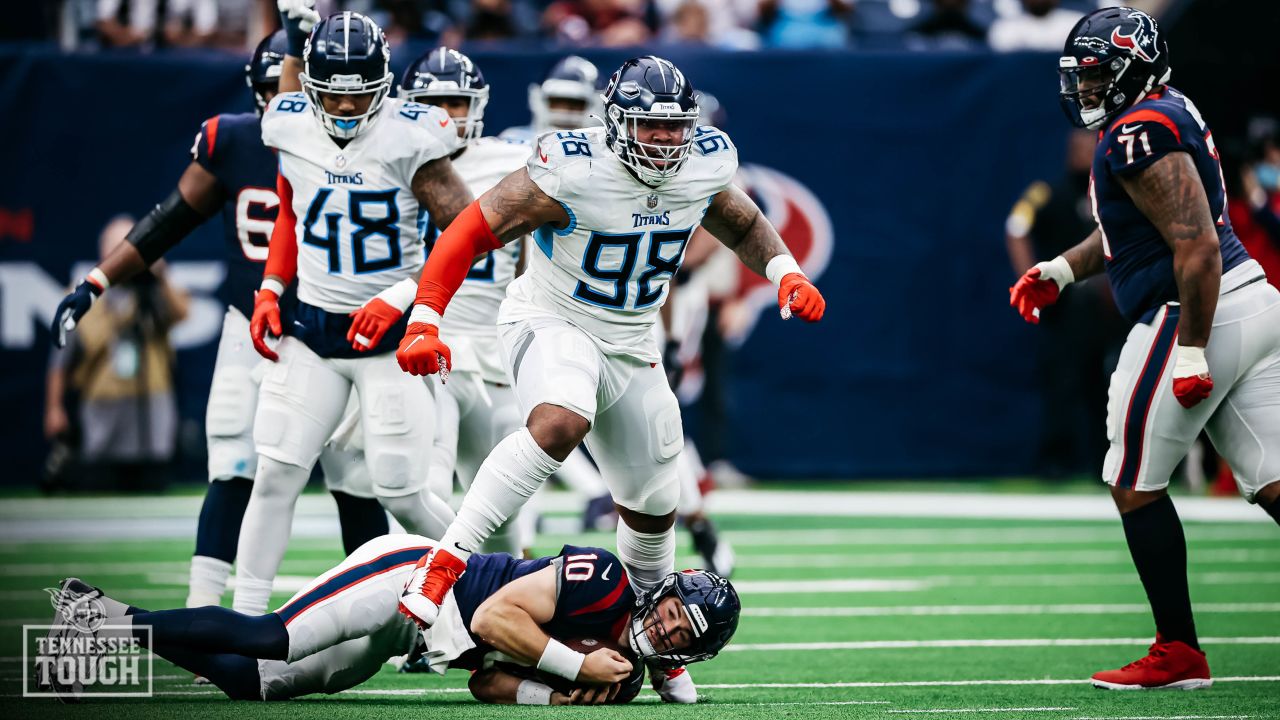 Tennessee Titans beat Houston Texans to clinch AFC's number one seed