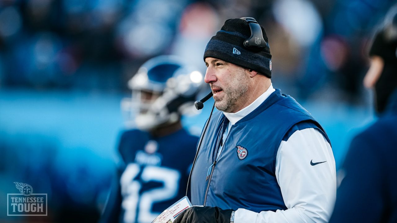 Wardrobe check: The @Titans will be decked out in light blue — jerseys and  britches — for Sunday's #CodeBlue game vs the @HoustonTexans at  @NissanStadium. 